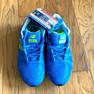 New Balance women’s walking/ running shoes